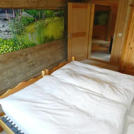 Sleeps 4 Wifi Apartman Hornkessel