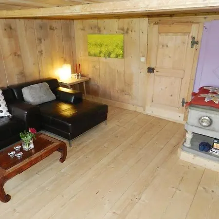 Sleeps 4 Wifi
